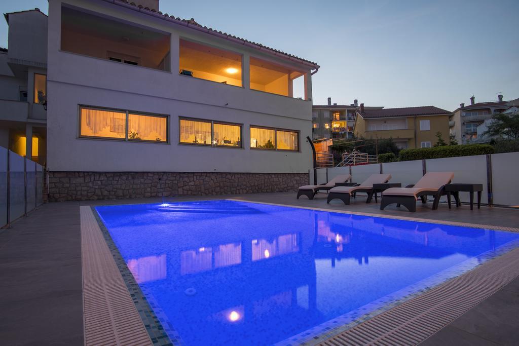 Apartments & Rooms Krk Krk Island Kültér fotó